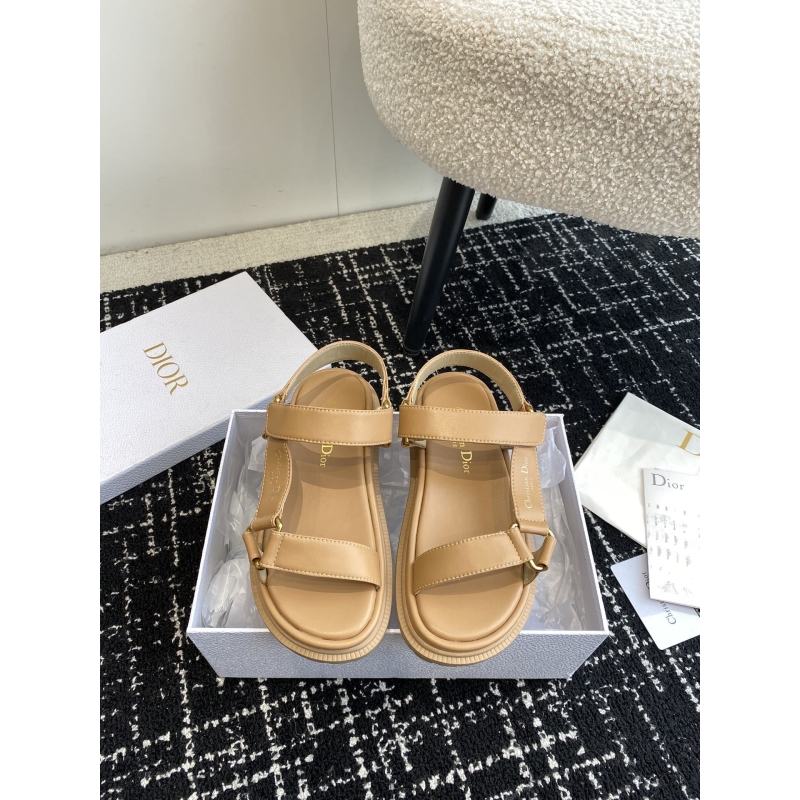ch**an D*or slippers